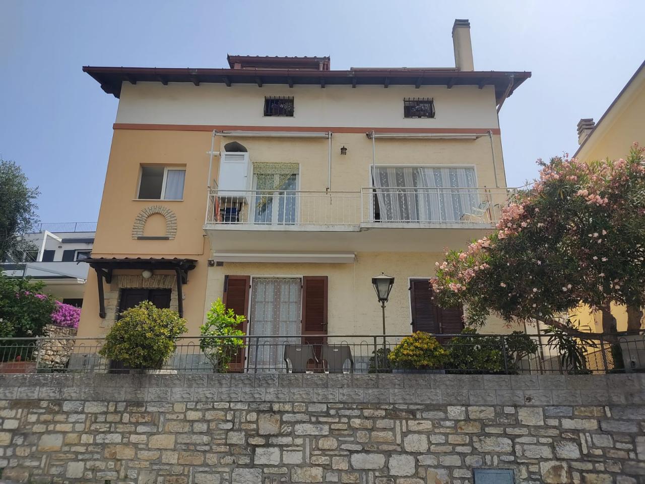 home-1